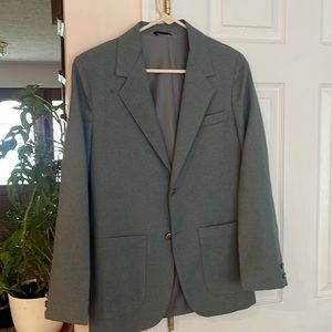 Size 18 Gray polyester sports coat fully lined